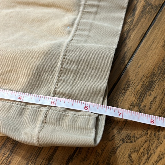 Talbots Petites Stretch Khaki Shorts - Picture 6 of 14